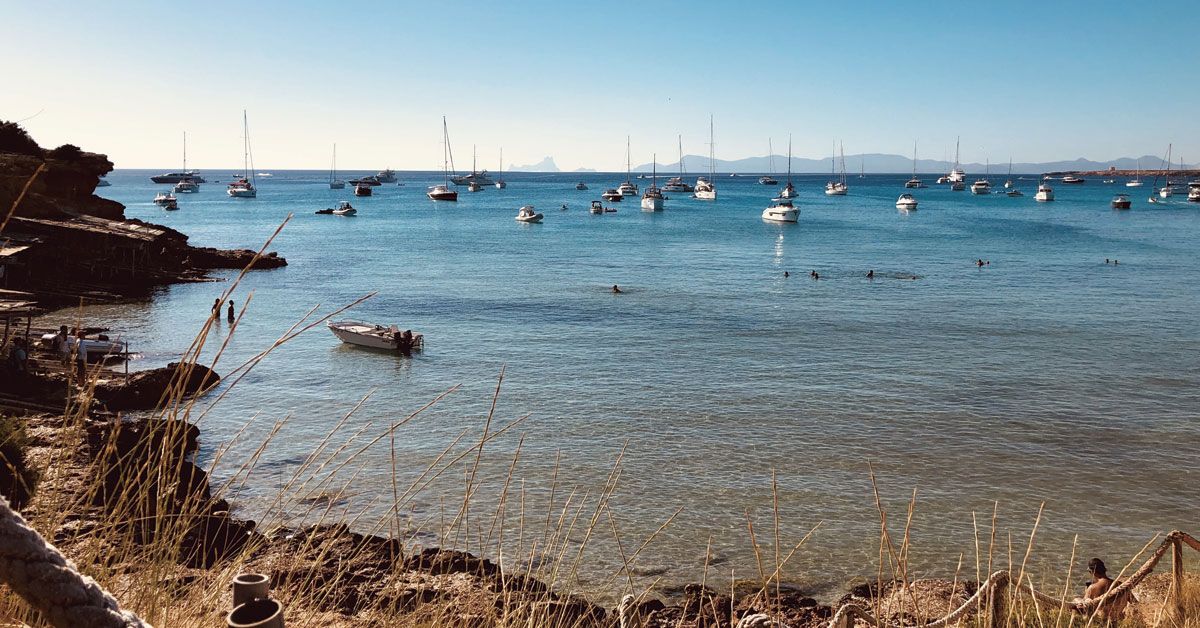 cala saona desde tierra firme en formentera