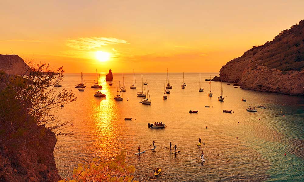 sunset-by-boat-ibiza_benirras.jpg